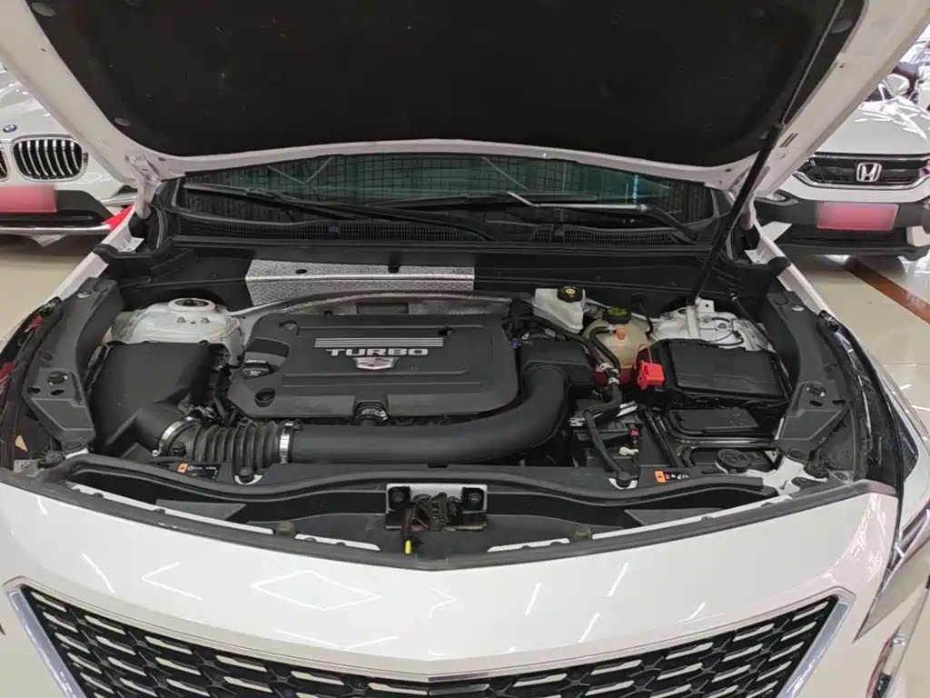 Cadillac XT4 2021 — фото 20
