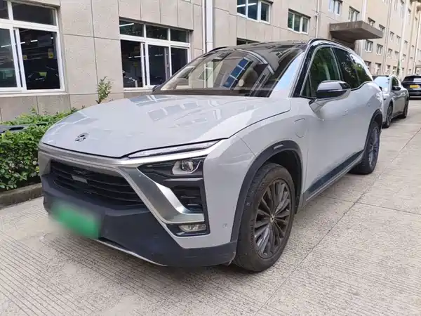 NIO ES8 2019