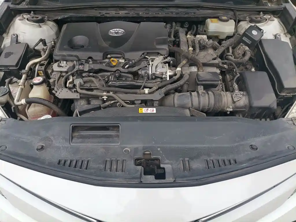 Toyota Camry 2018 — фото 11