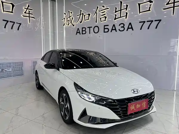 Hyundai Elantra 2023