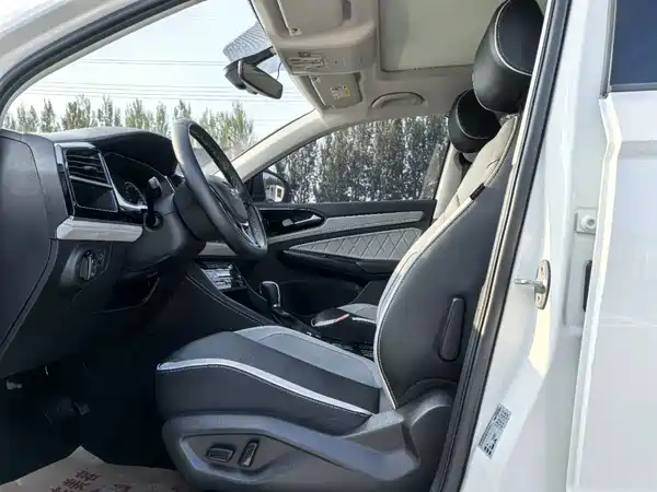 Jetta VS7 2022