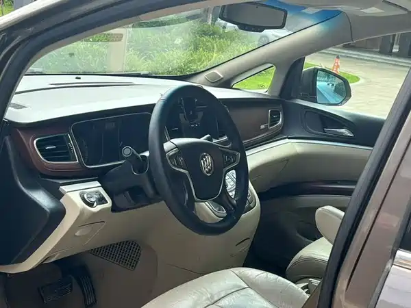 Buick GL8 2014
