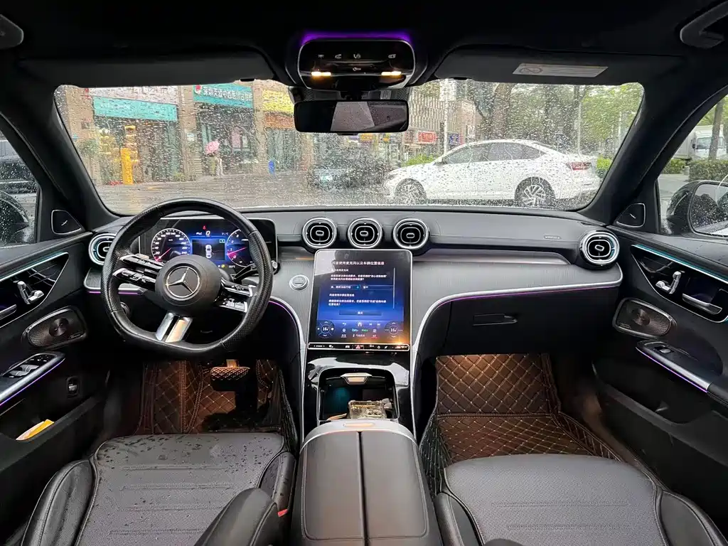 Mercedes-Benz C-Class 2023 — фото 10