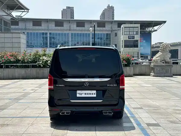 Mercedes-Benz V-Class 2021