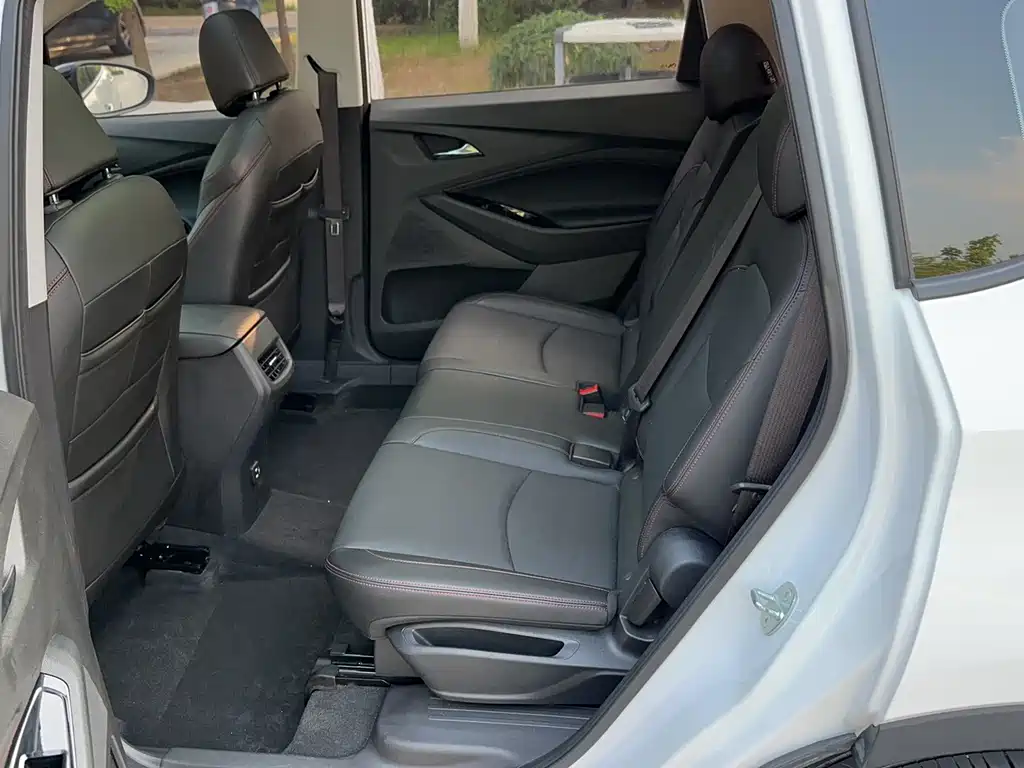 Chevrolet Orlando 2019 — фото 16