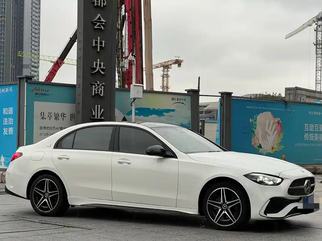 Mercedes-Benz C-Class 2023 — фото 3