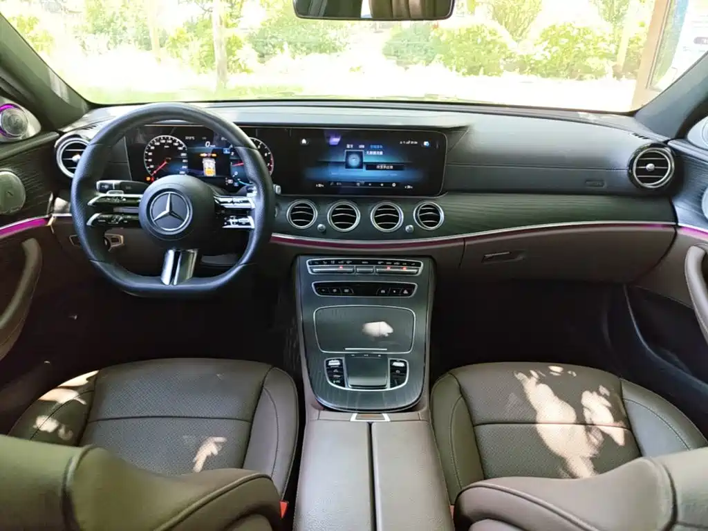 Mercedes-Benz E-Class 2021 — фото 10