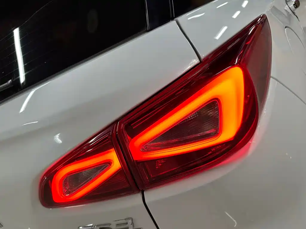 GAC Motor Trumpchi GS3 2020 — фото 15