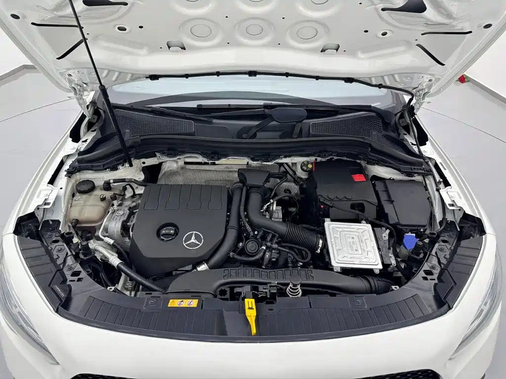 Mercedes-Benz GLA 2021 — фото 25