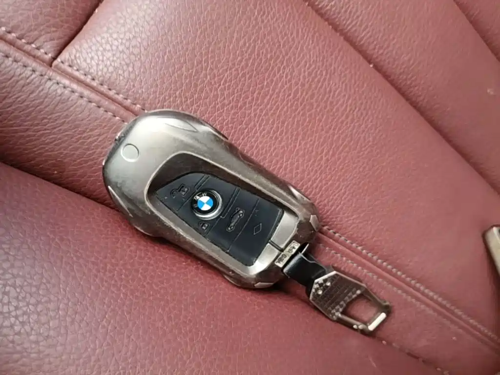 BMW 5 Series 2018 — фото 9