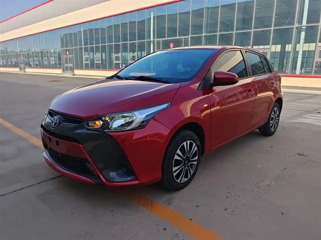 Toyota Yaris L 2020 — фото 2