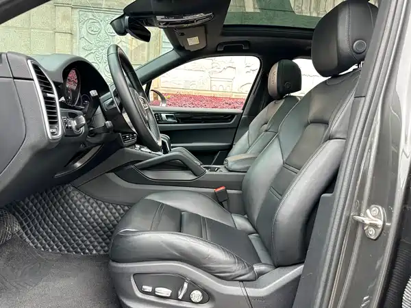 Porsche Cayenne 2019