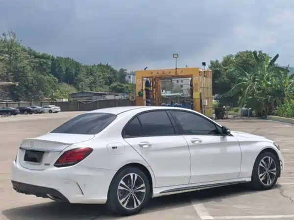 Mercedes-Benz C-Class 2019