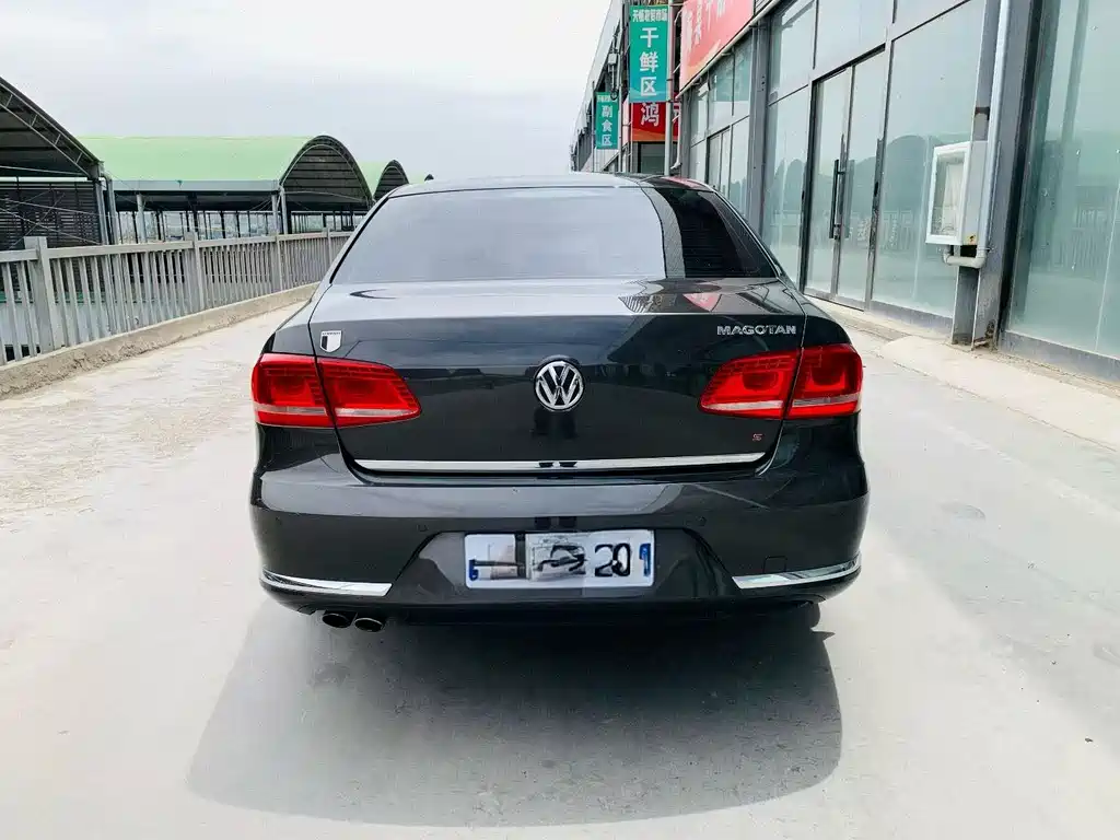 Volkswagen Magotan 2016