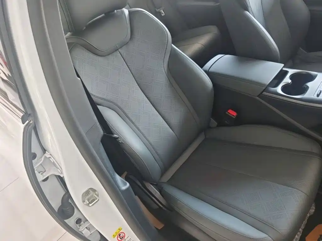BYD Qin PLUS 2025 — фото 25