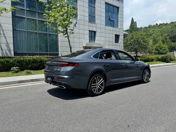 Geely Xingrui 2022