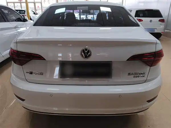 Volkswagen Sagitar 2020