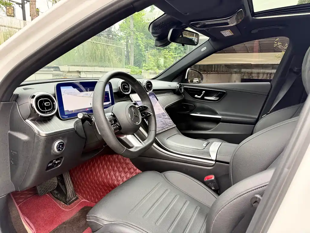 Mercedes-Benz C-Class 2023