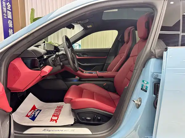 Porsche Taycan 2020
