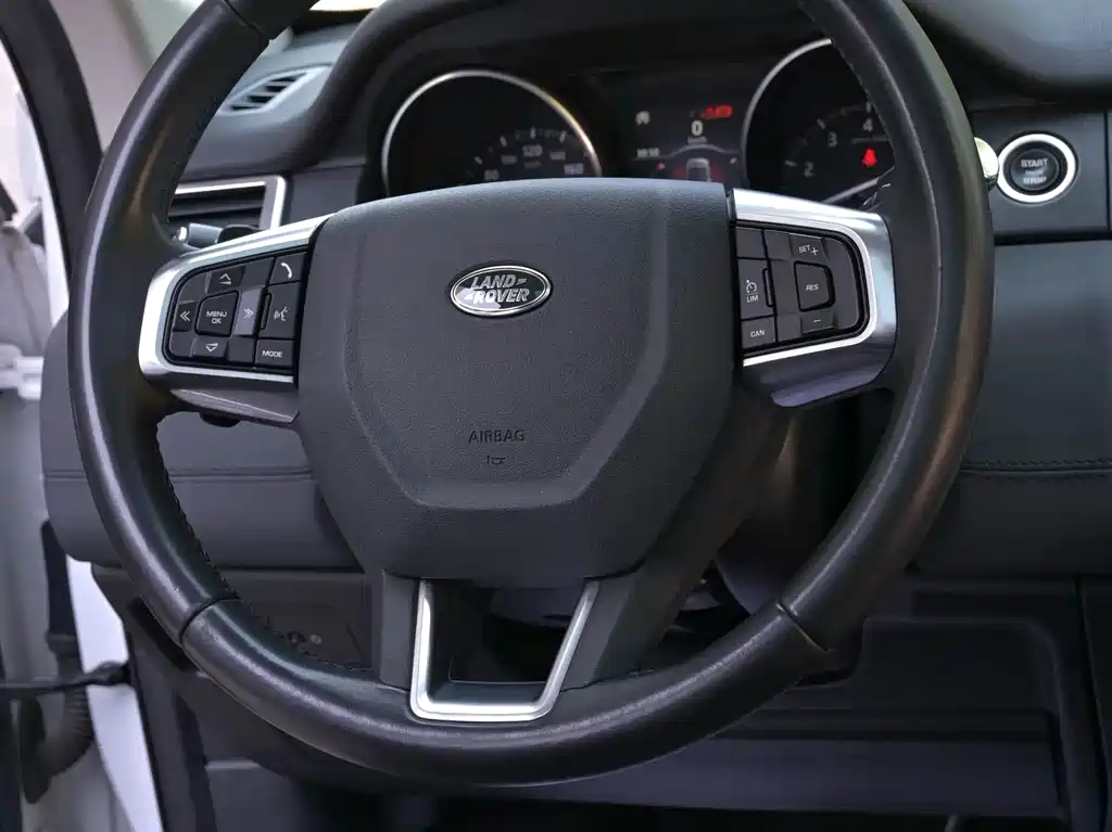 Land Rover Discovery Sport 2018 — фото 10