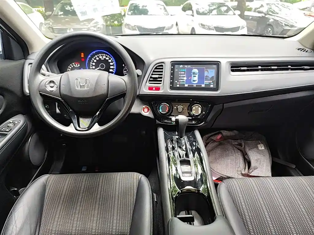 Honda Vezel 2016 — фото 10
