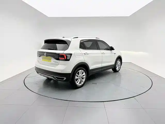 Volkswagen T-Cross 2021 — фото 4