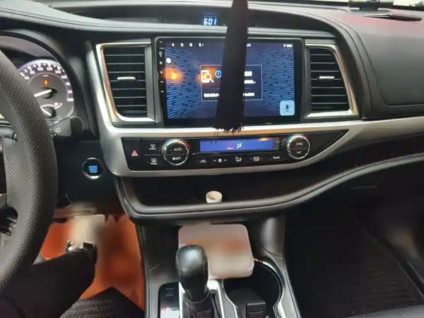 Toyota Highlander 2018