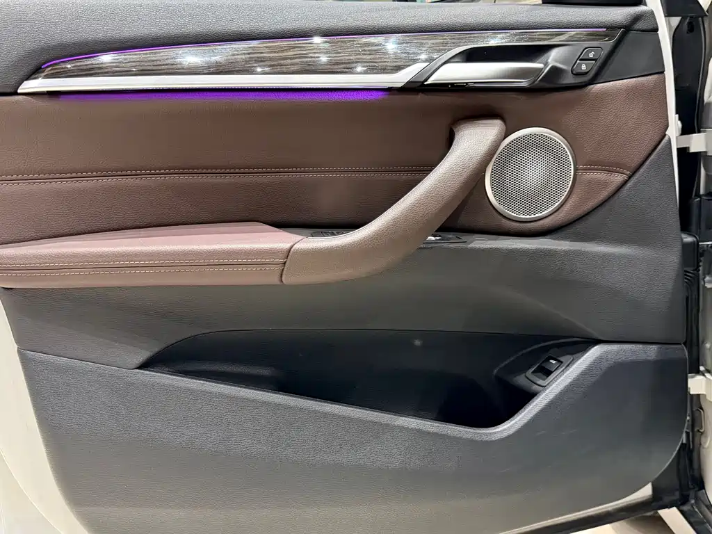 BMW X1 2021 — фото 12