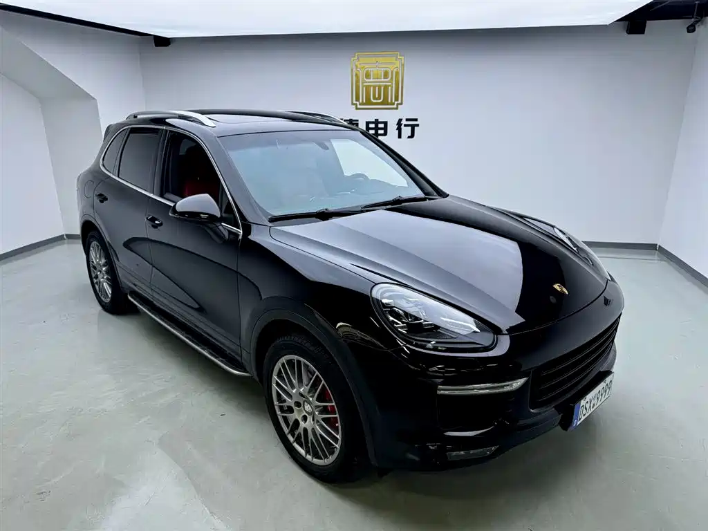 Porsche Cayenne 2016 — фото 8