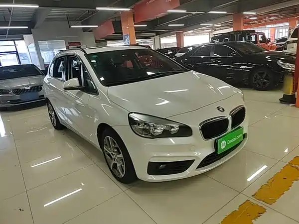 BMW 2 Series Station Wagon 2016