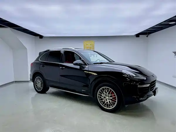 Porsche Cayenne 2016