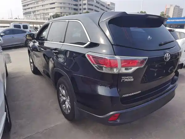 Toyota Highlander 2015