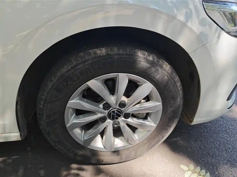 Volkswagen Bora 2023
