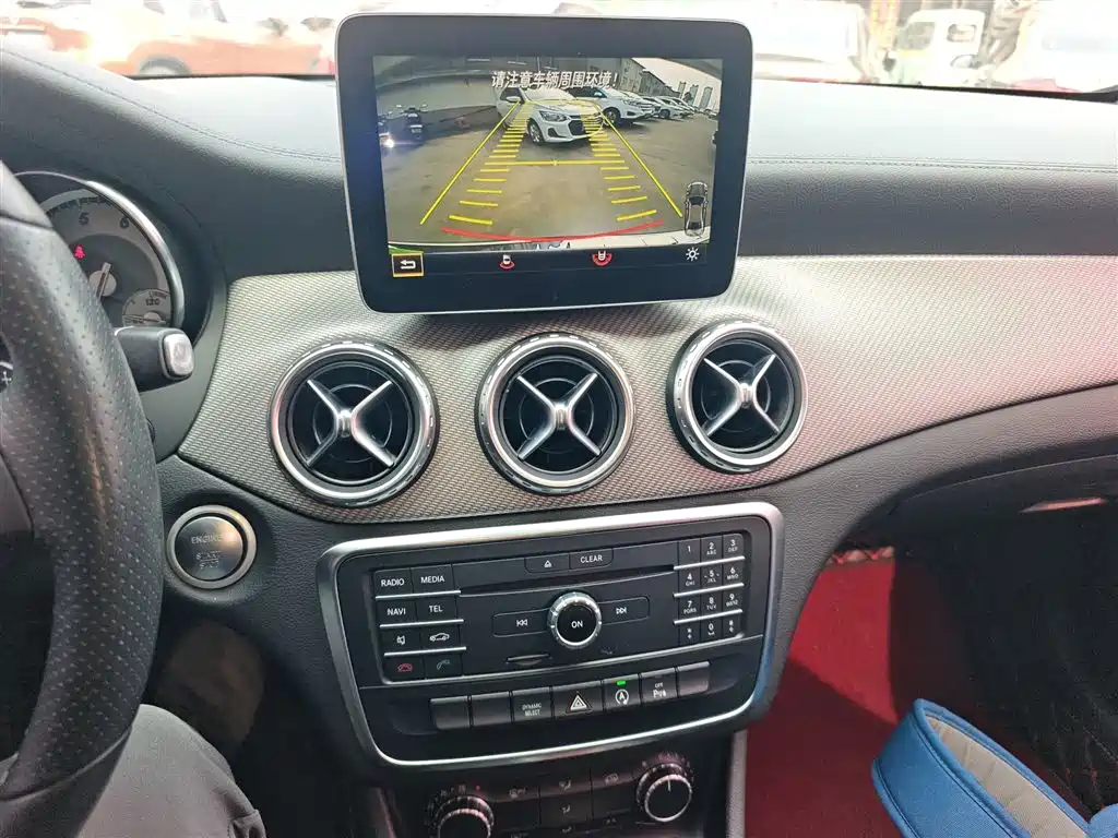 Mercedes-Benz GLA 2017 — фото 13