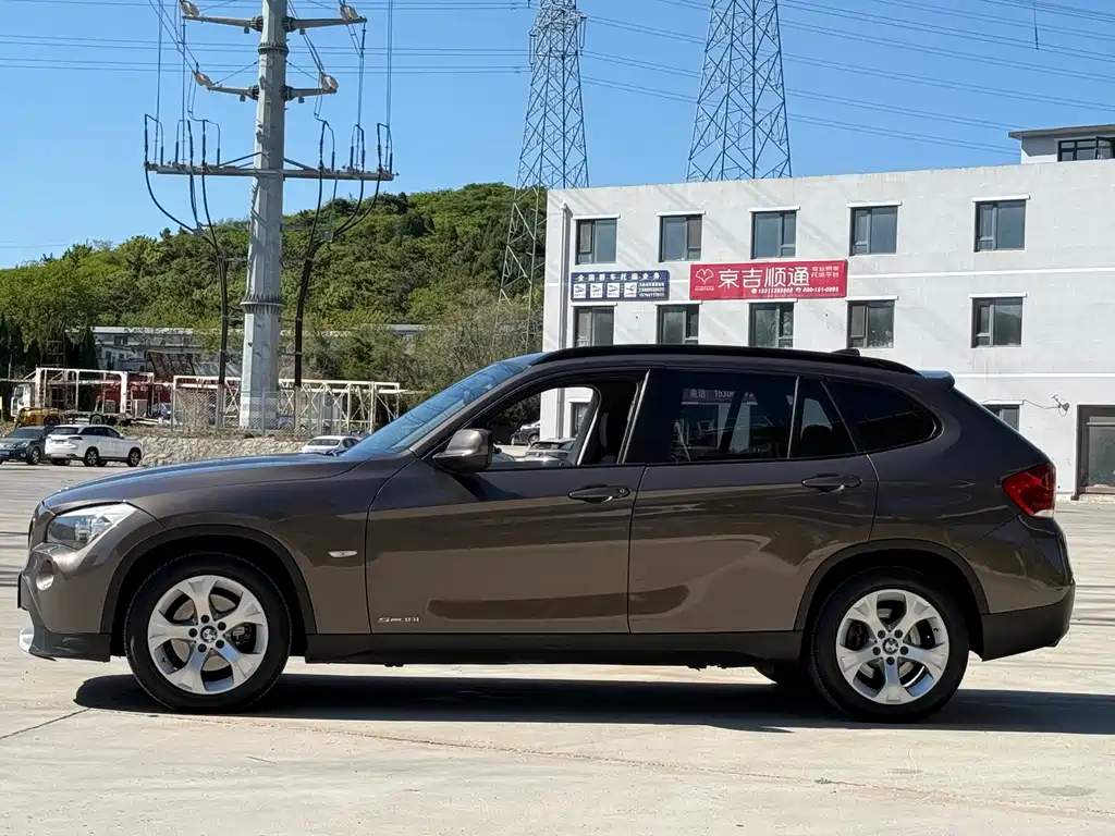BMW X1 2012 — фото 4