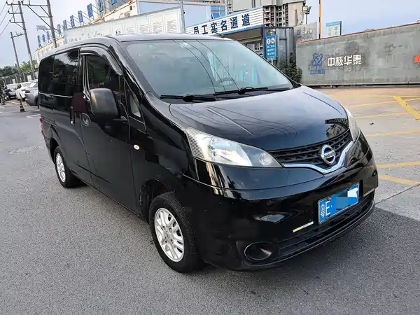 Nissan NV200 2013