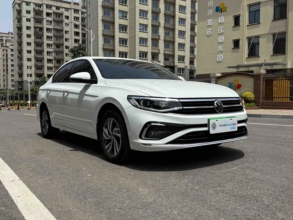 Volkswagen Bora 2023