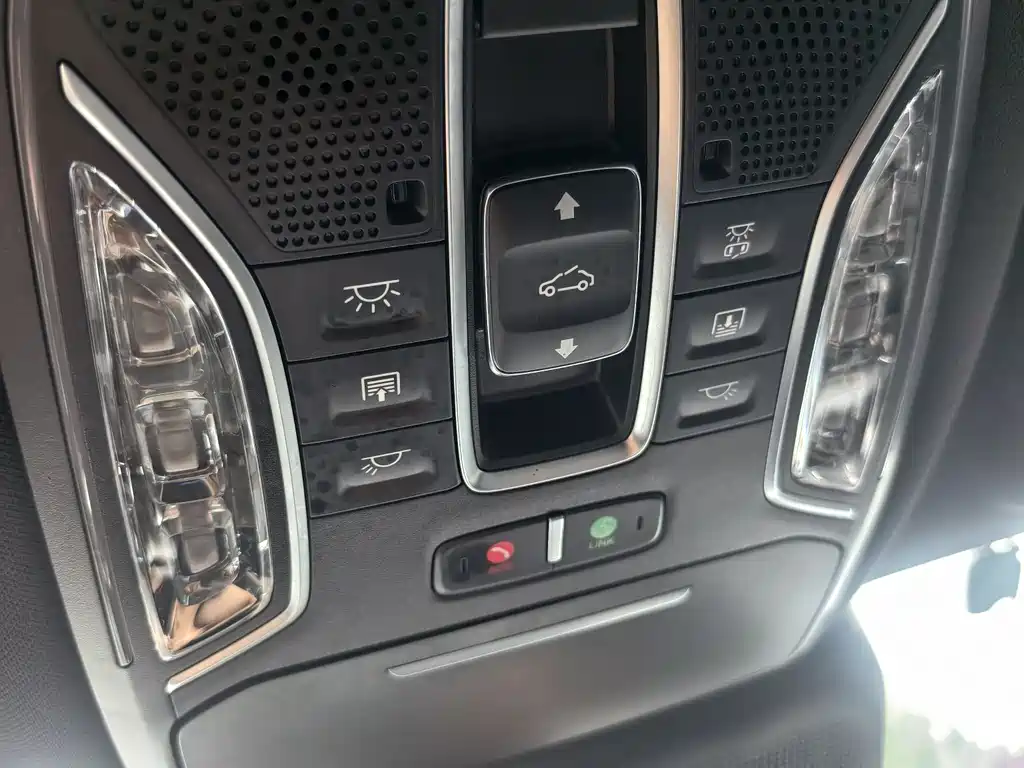 GAC Motor Trumpchi GS8 2023 — фото 13