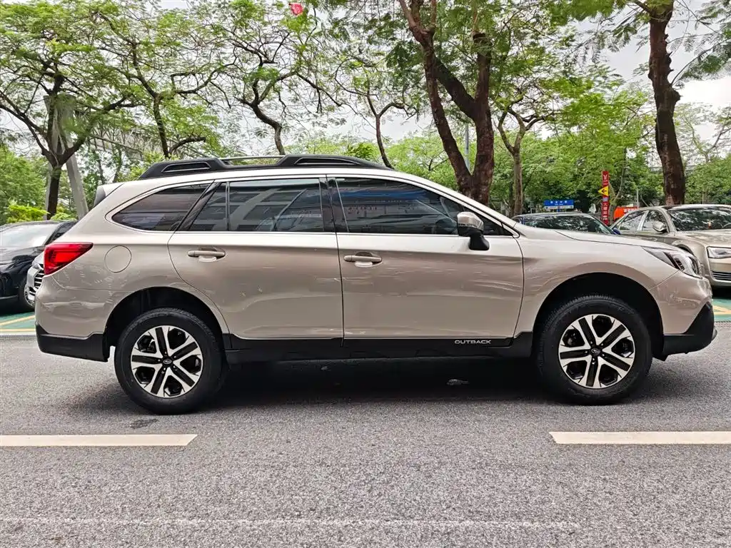 Subaru Outback 2020 — фото 4