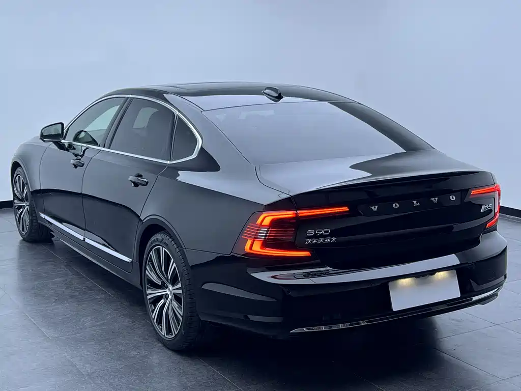 Volvo S90 2024 — фото 21
