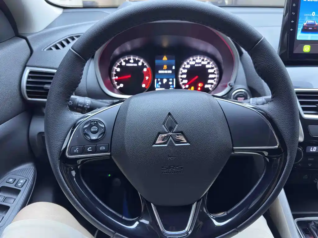 Mitsubishi Yige 2021 — фото 16