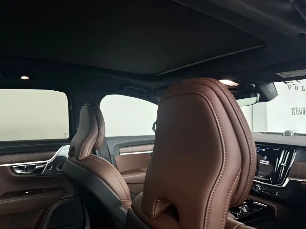 Volvo S90 PHEV 2024 — фото 12