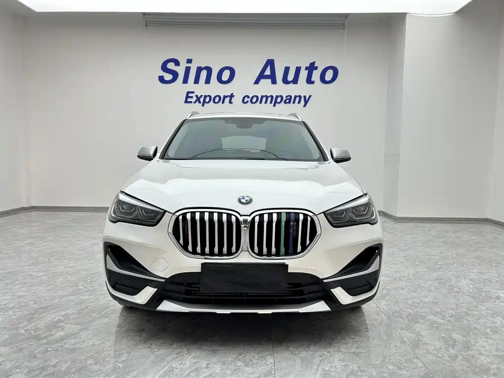 BMW X1 2022 — фото 5