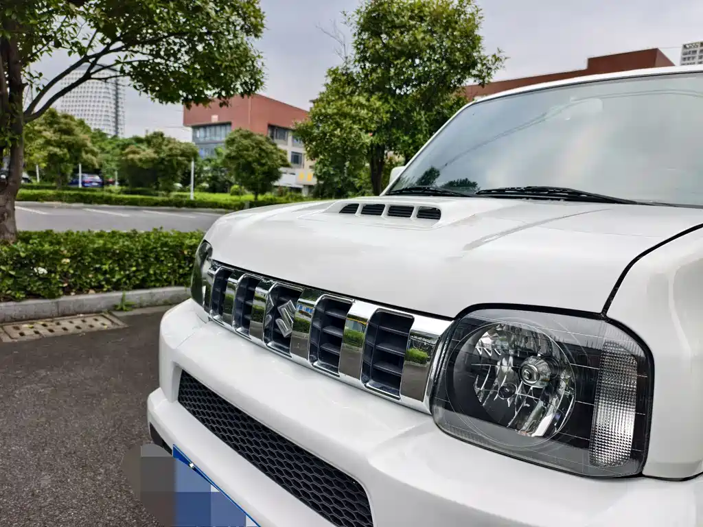 Suzuki Jimny 2018 — фото 8