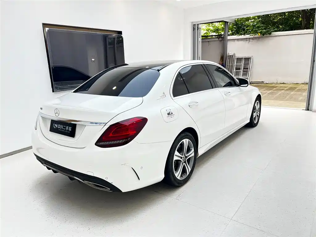 Mercedes-Benz C-Class 2020