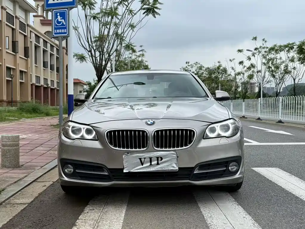 BMW 5 Series 2016