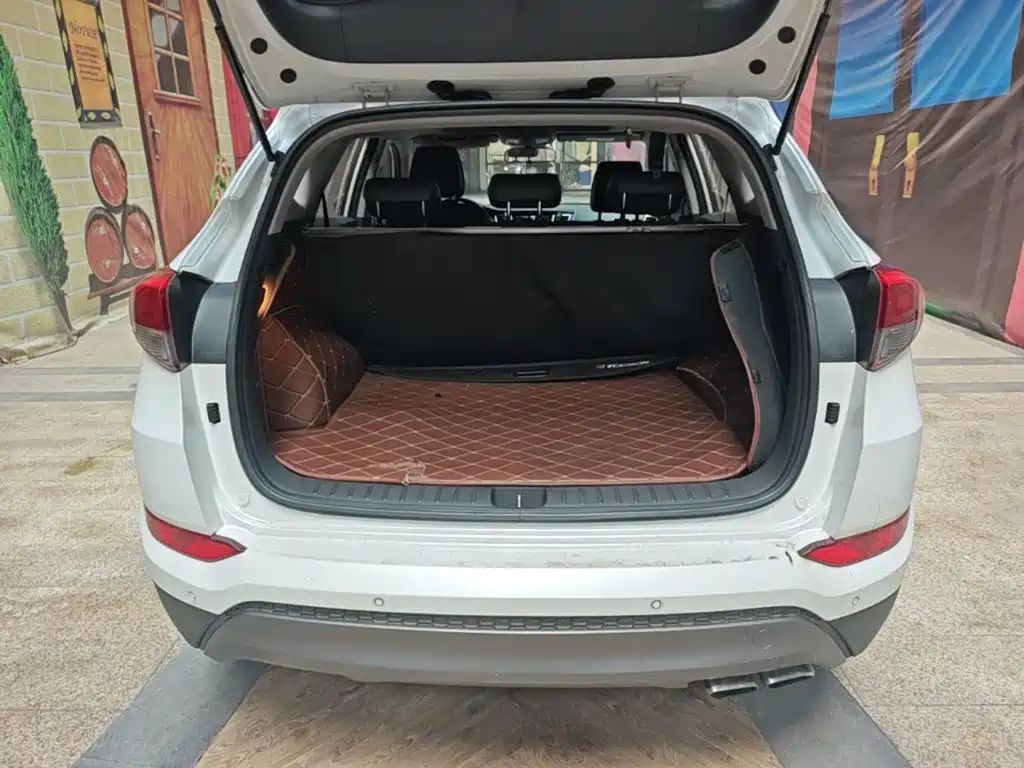 Hyundai Tucson 2016 — фото 19