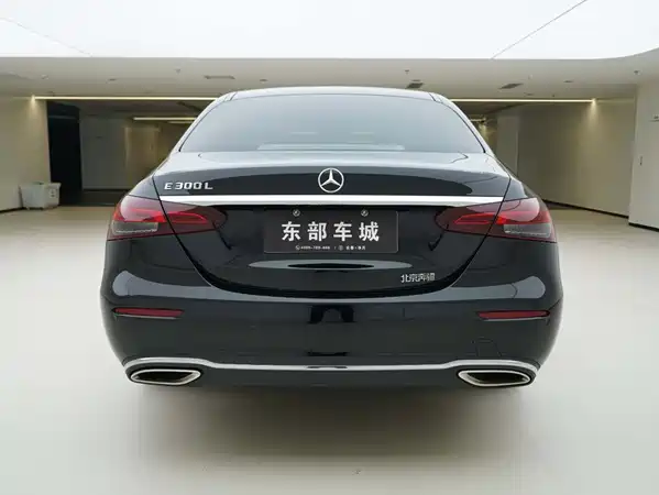 Mercedes-Benz E-Class 2022