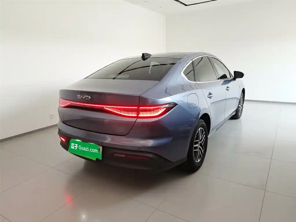 BYD Seal 05 DM-i 2025 — фото 5