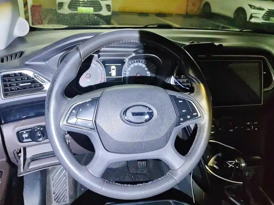 GAC Motor Trumpchi GS4 2016 — фото 15